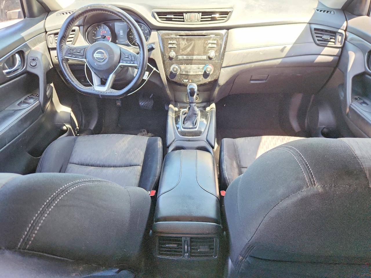 2017 NISSAN ROGUE S photo 8