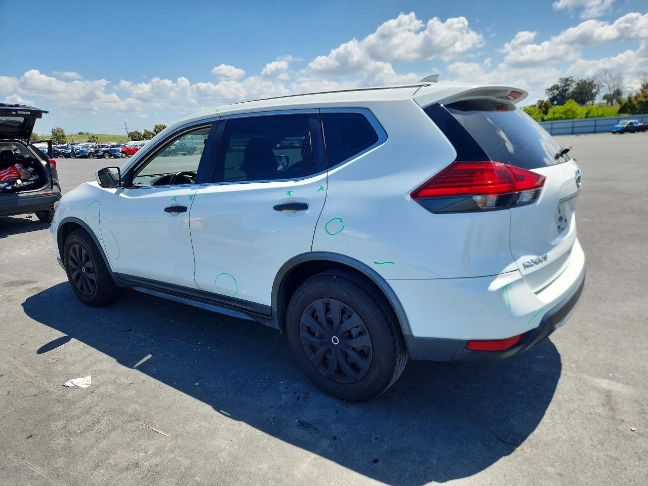 2017 NISSAN ROGUE S photo 2