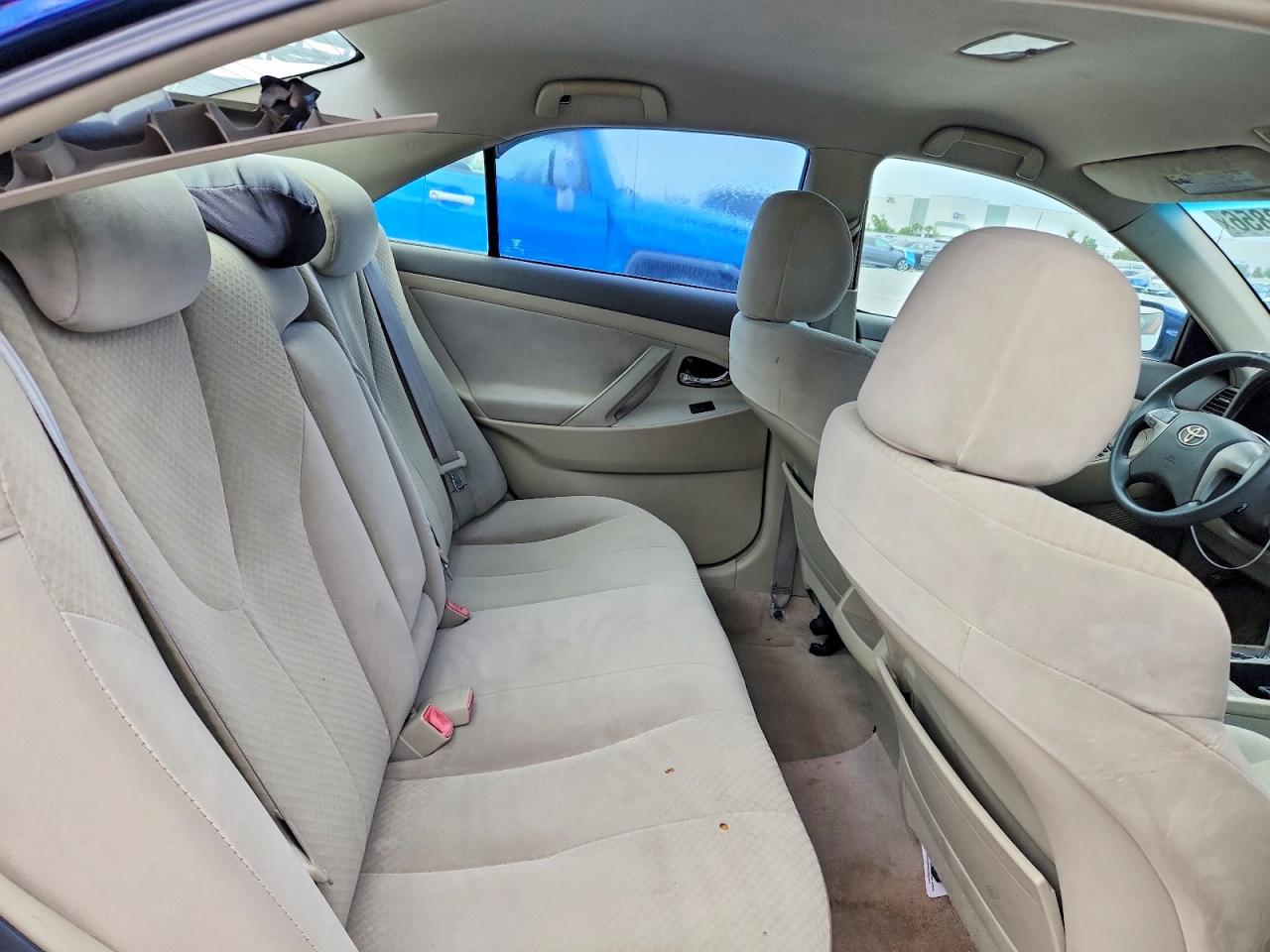 2009 TOYOTA CAMRY LE photo 19