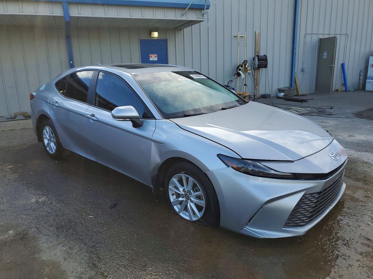 2025 TOYOTA CAMRY LE photo 7