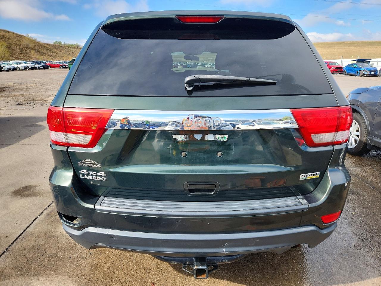 2011 JEEP GRAND CHEROKEE LAREDO photo 6