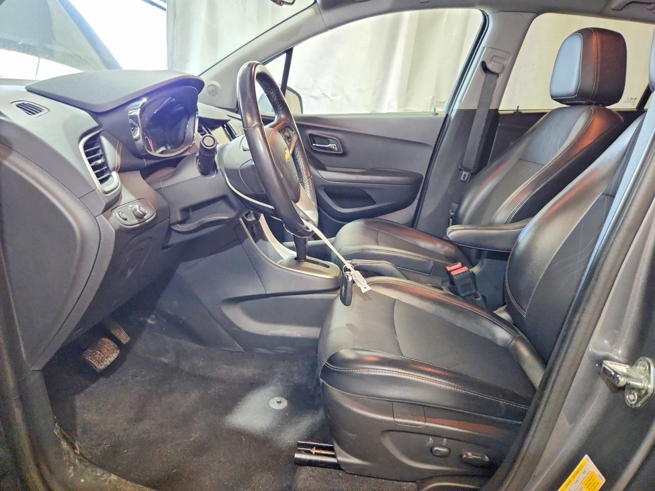 2019 CHEVROLET TRAX 1LT photo 13