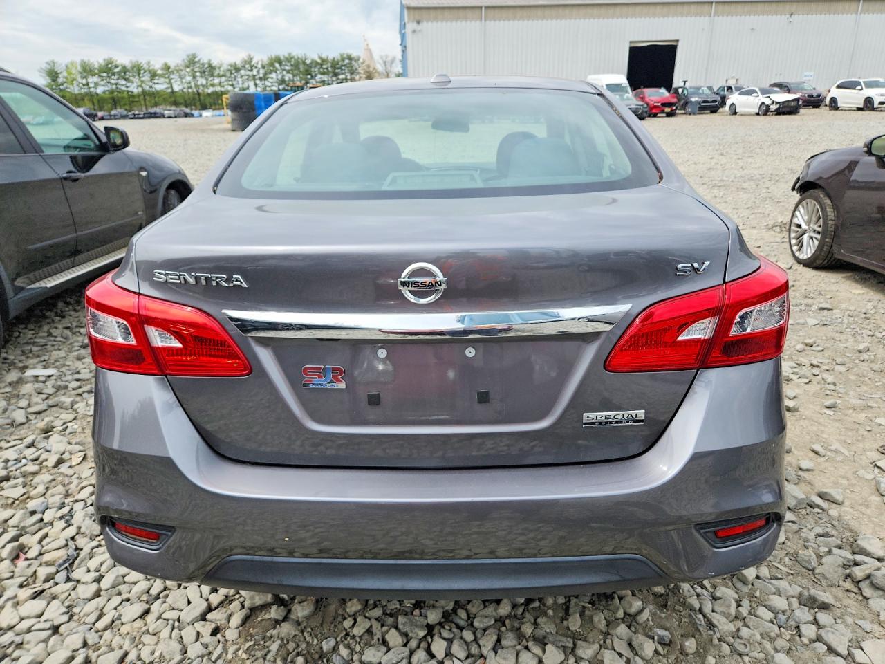 2019 NISSAN SENTRA SV photo 11