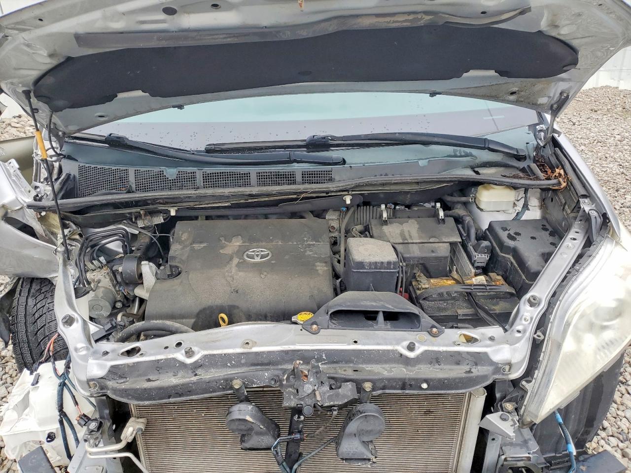 2013 TOYOTA SIENNA XLE 7-PASSENGER photo 23