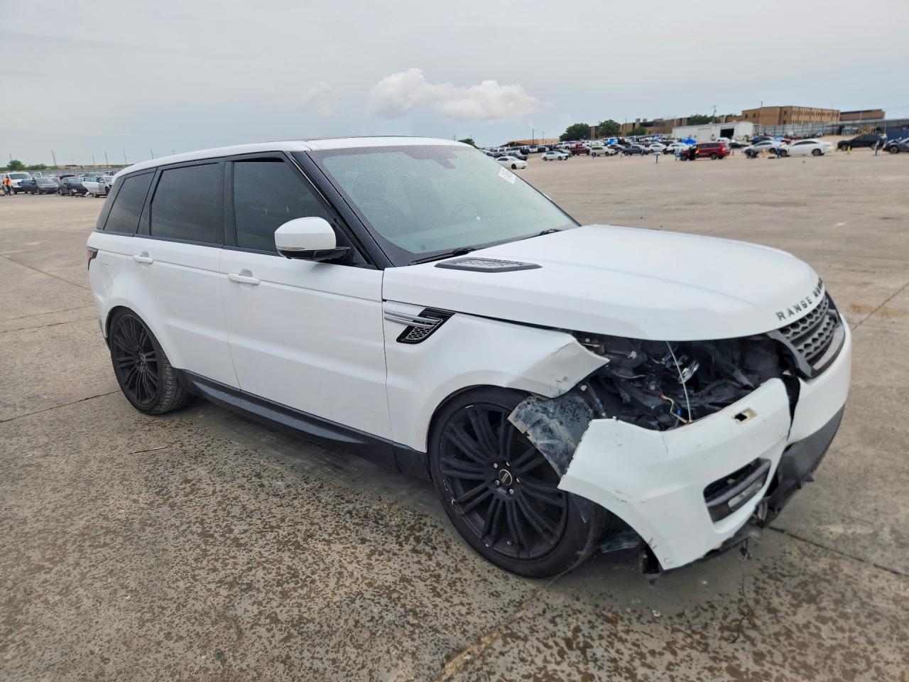 2014 LAND ROVER RANGE ROVER SPORT HSE photo 4