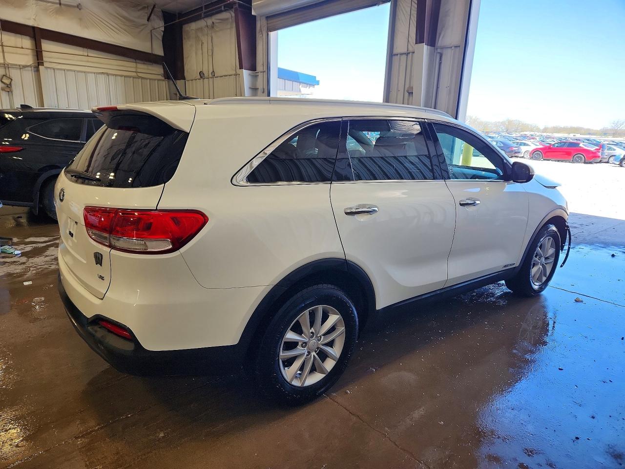 2017 KIA SORENTO LX V6 photo 5
