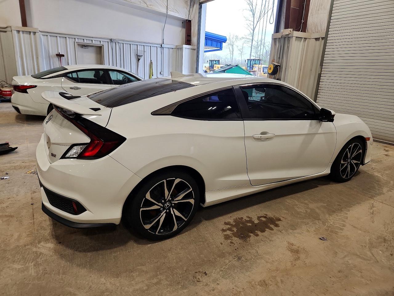 2017 HONDA CIVIC SI photo 5
