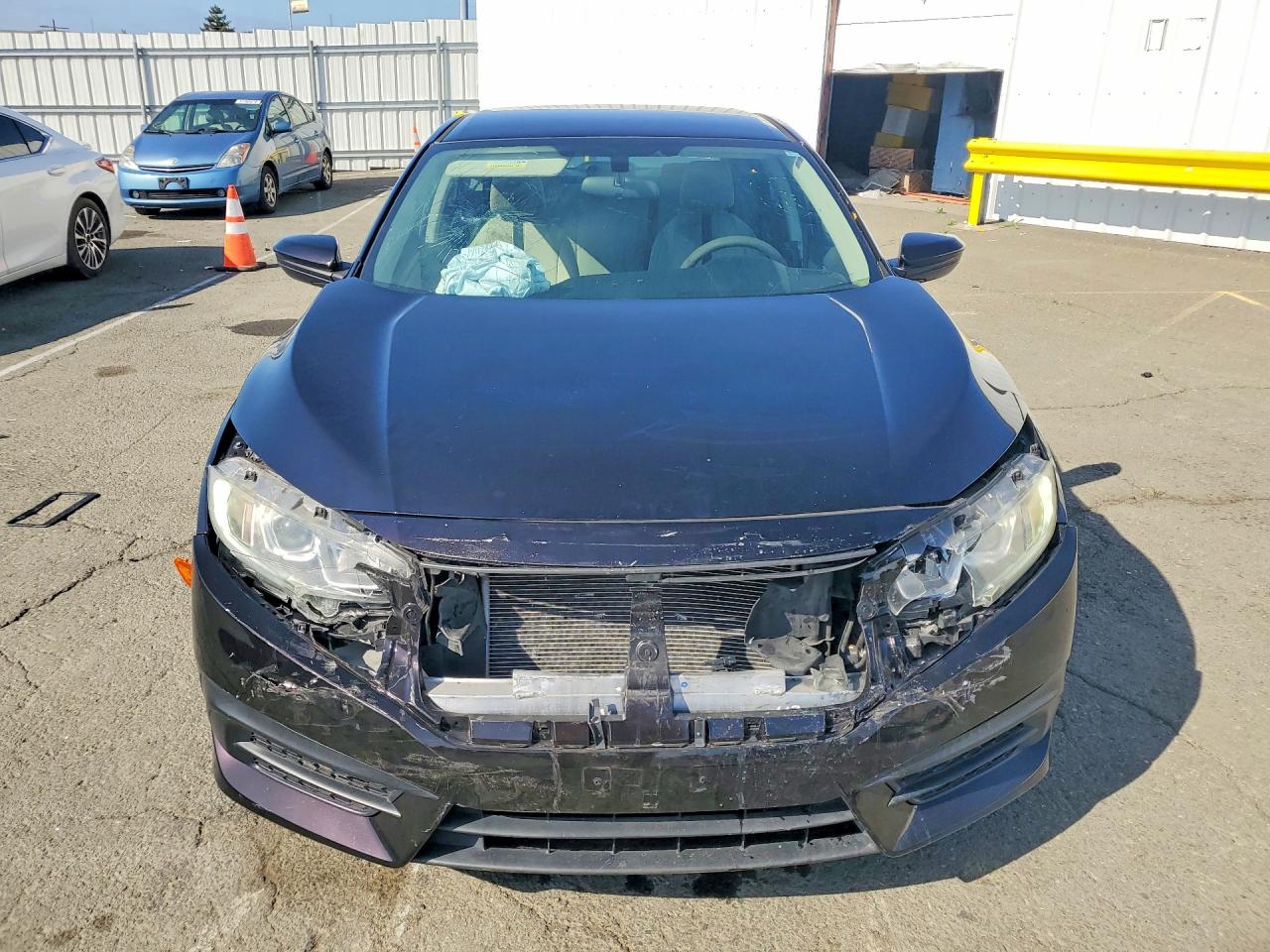 2016 HONDA CIVIC LX photo 5