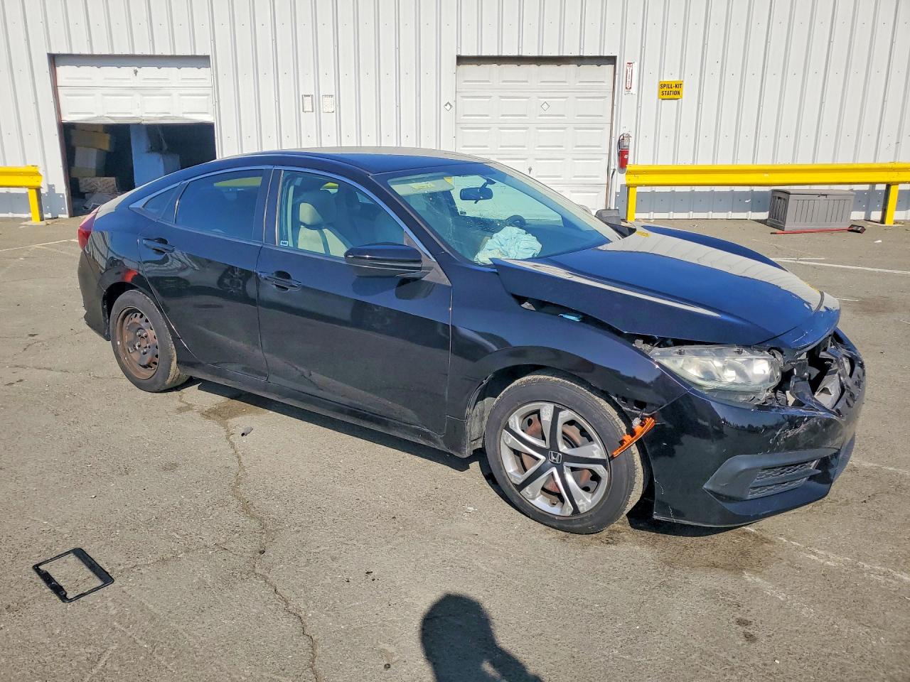 2016 HONDA CIVIC LX photo 4