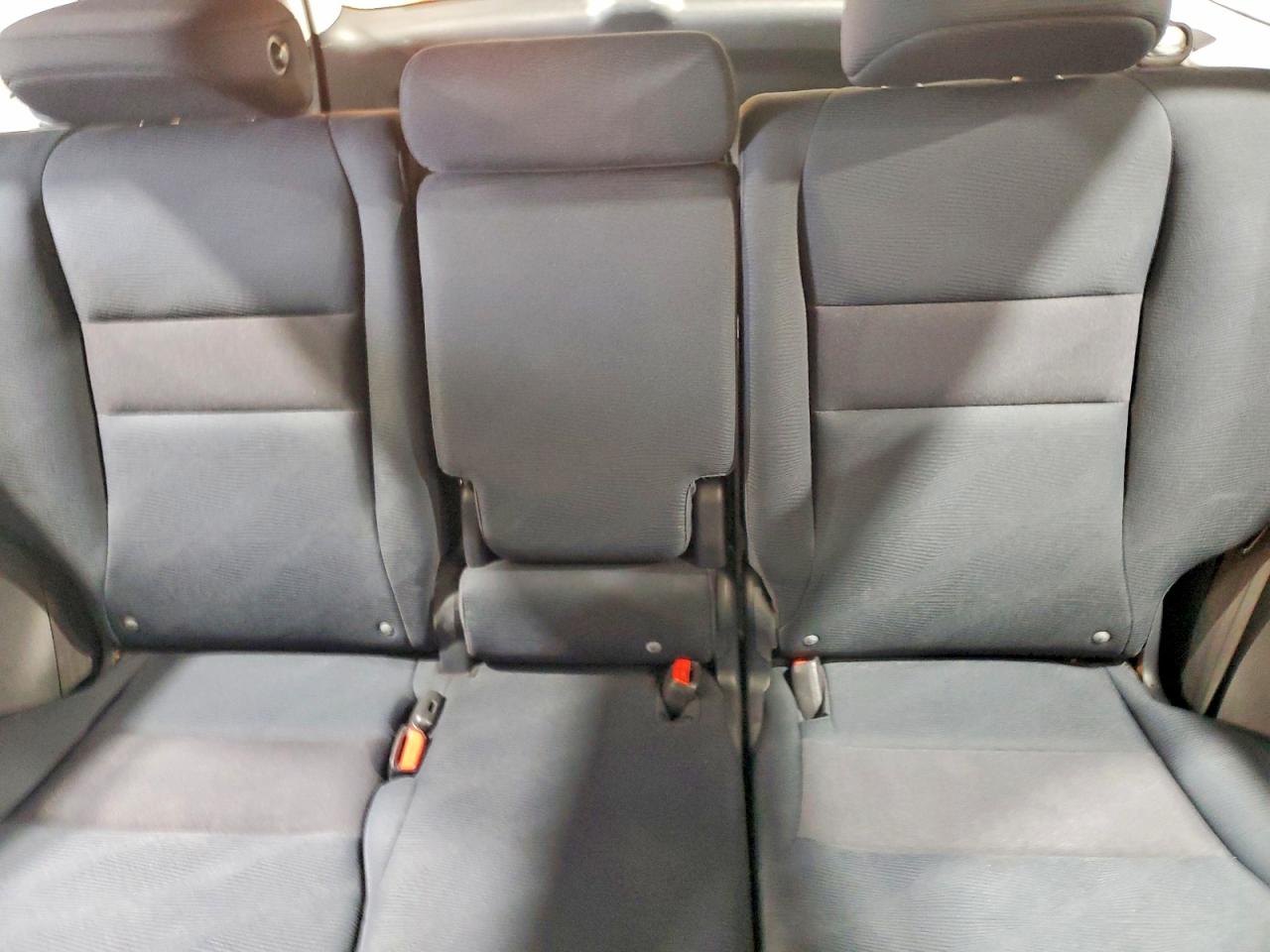 2010 HONDA CR-V LX photo 28