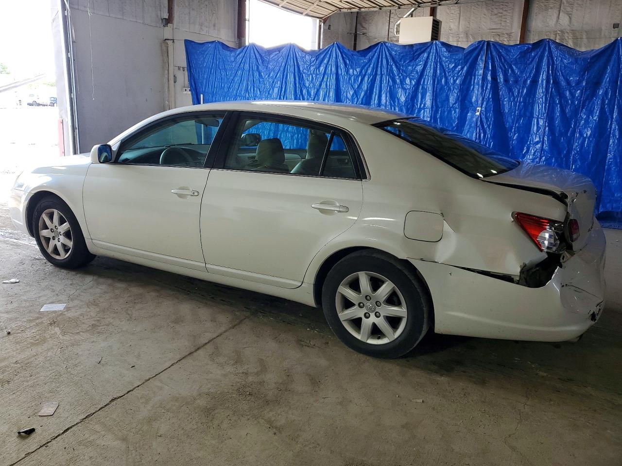 2006 TOYOTA AVALON XL photo 2