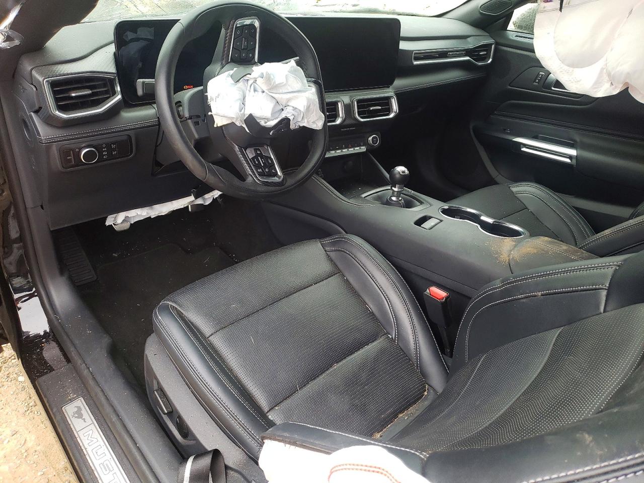 2025 FORD MUSTANG GT photo 15