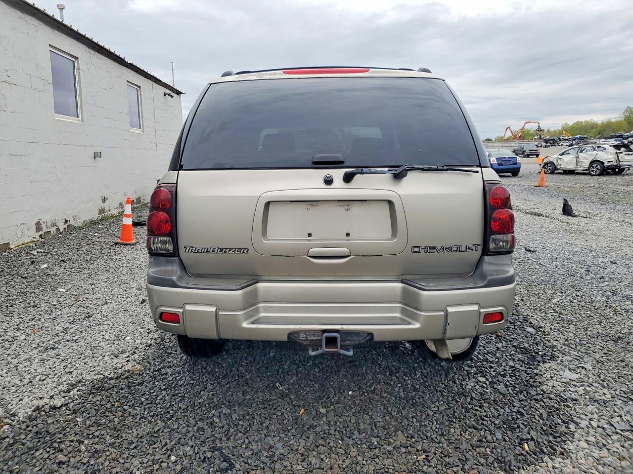2003 CHEVROLET TRAILBLAZER photo 11
