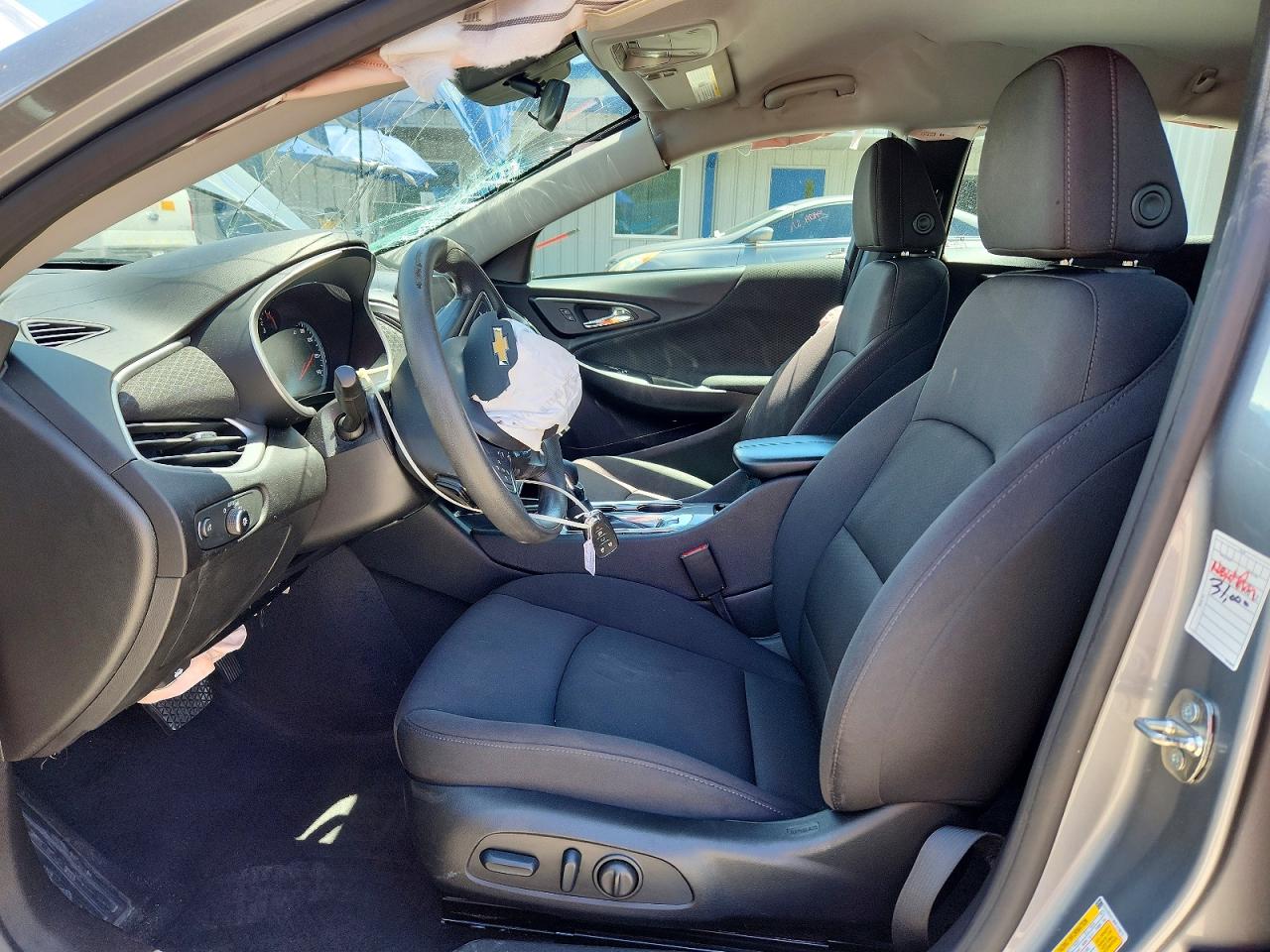 2024 CHEVROLET MALIBU LT photo 13