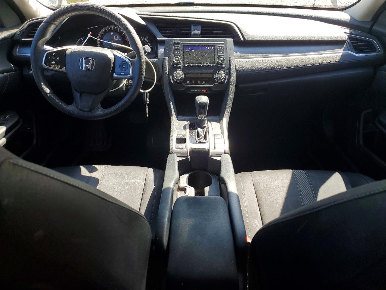 2016 HONDA CIVIC LX photo 8