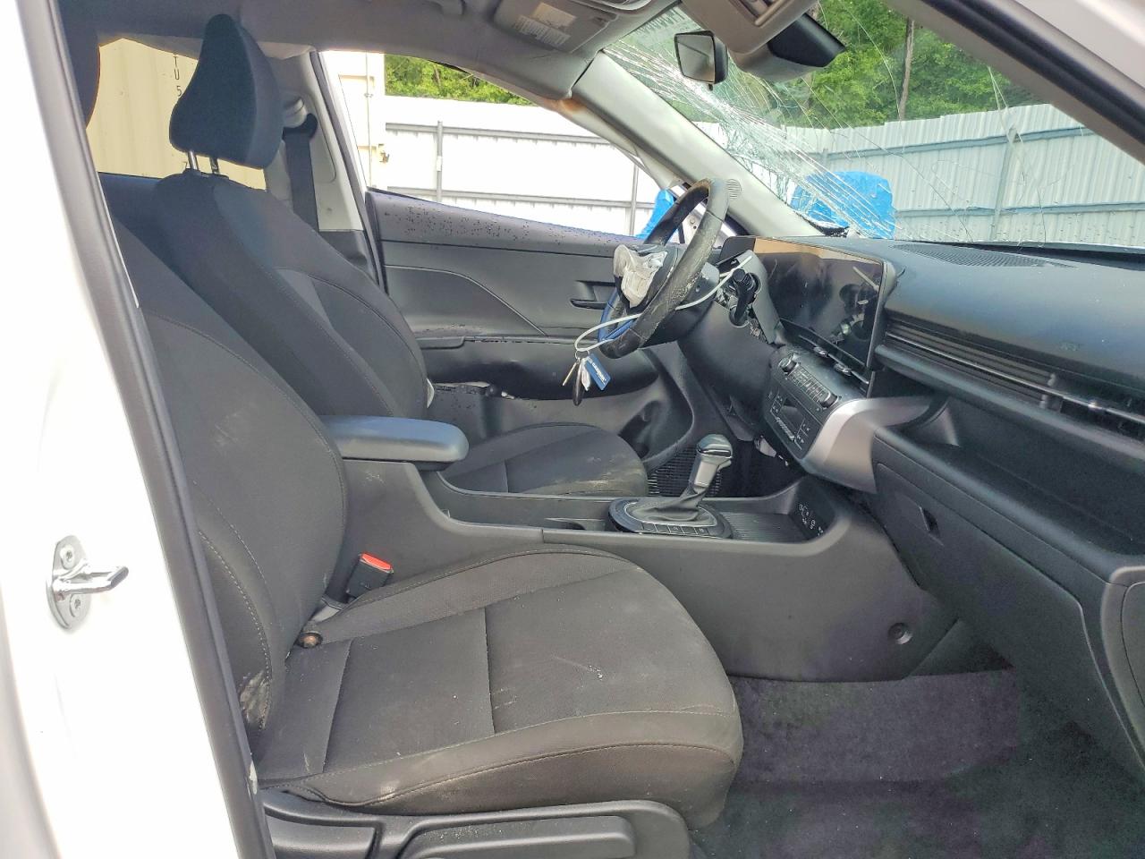 2025 HYUNDAI KONA SEL photo 19