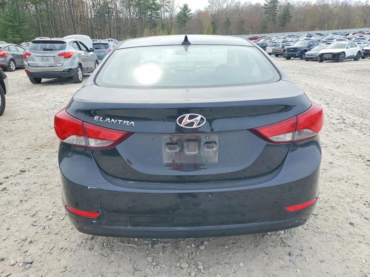 2014 HYUNDAI ELANTRA SE photo 6