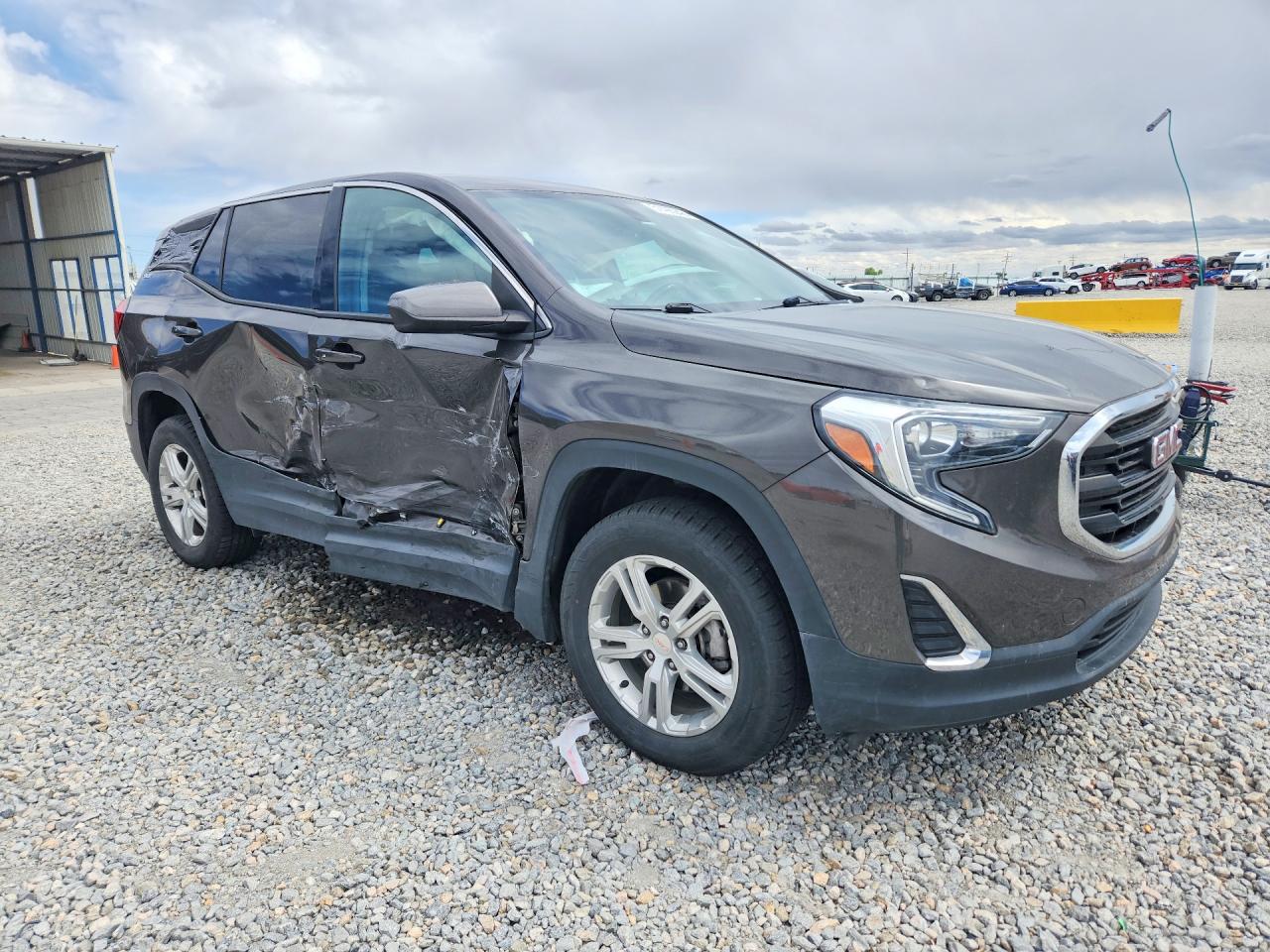 2019 GMC TERRAIN SLE photo 4