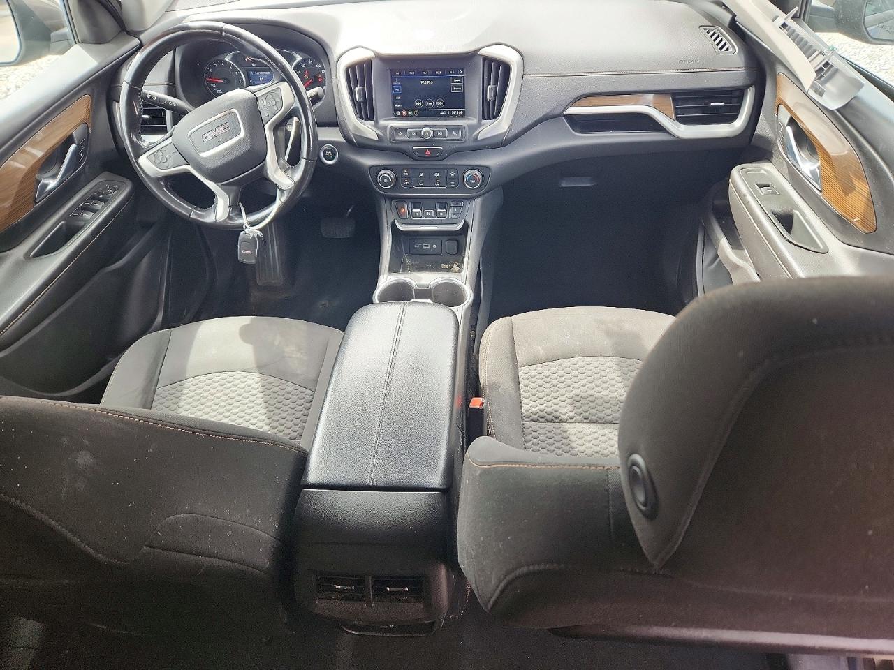 2019 GMC TERRAIN SLE photo 8