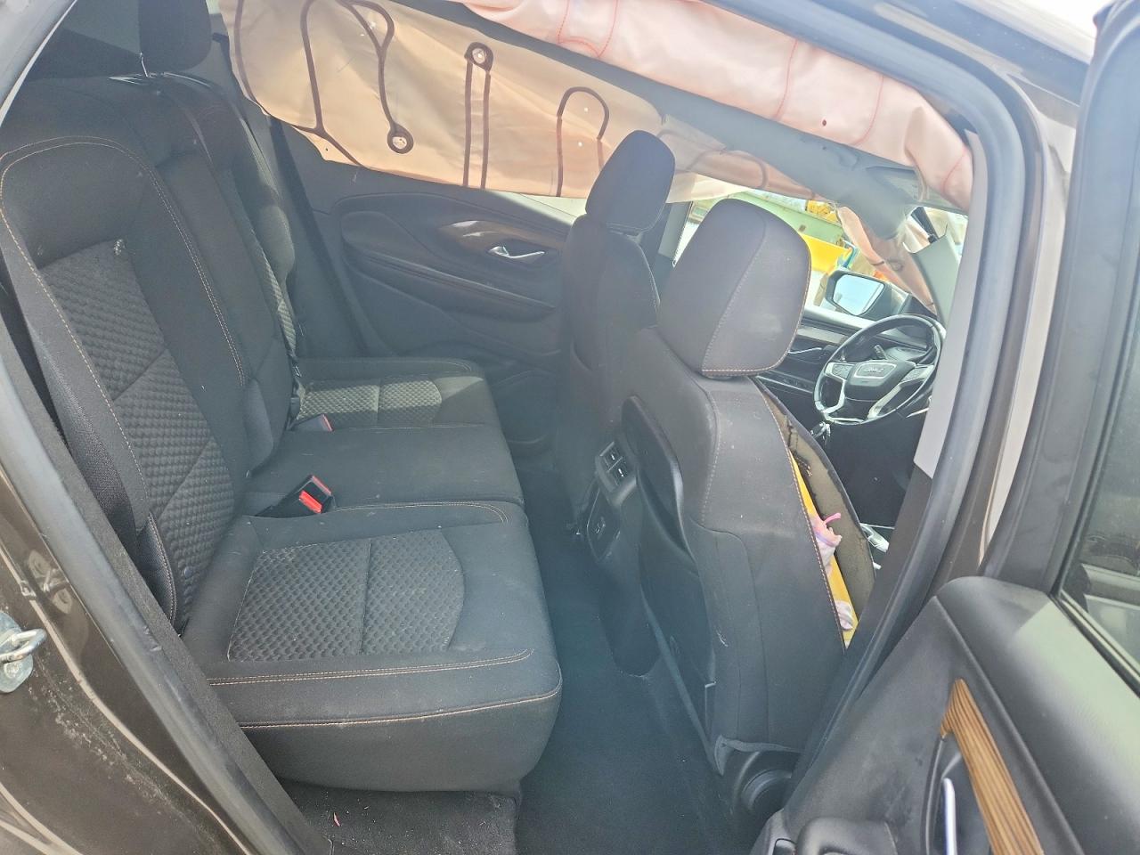 2019 GMC TERRAIN SLE photo 11
