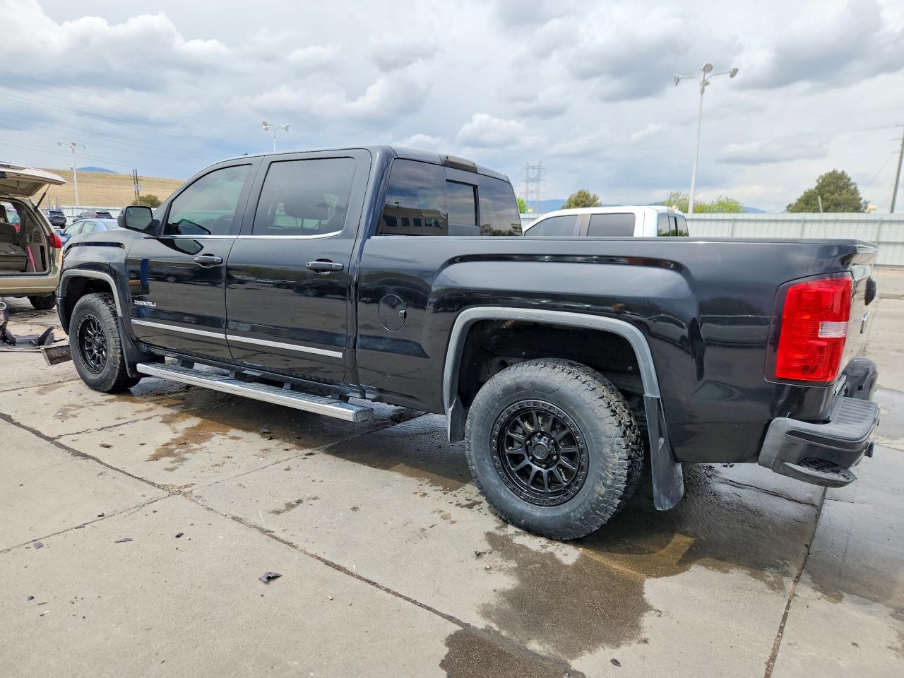 2015 GMC SIERRA K1500 DENALI photo 2