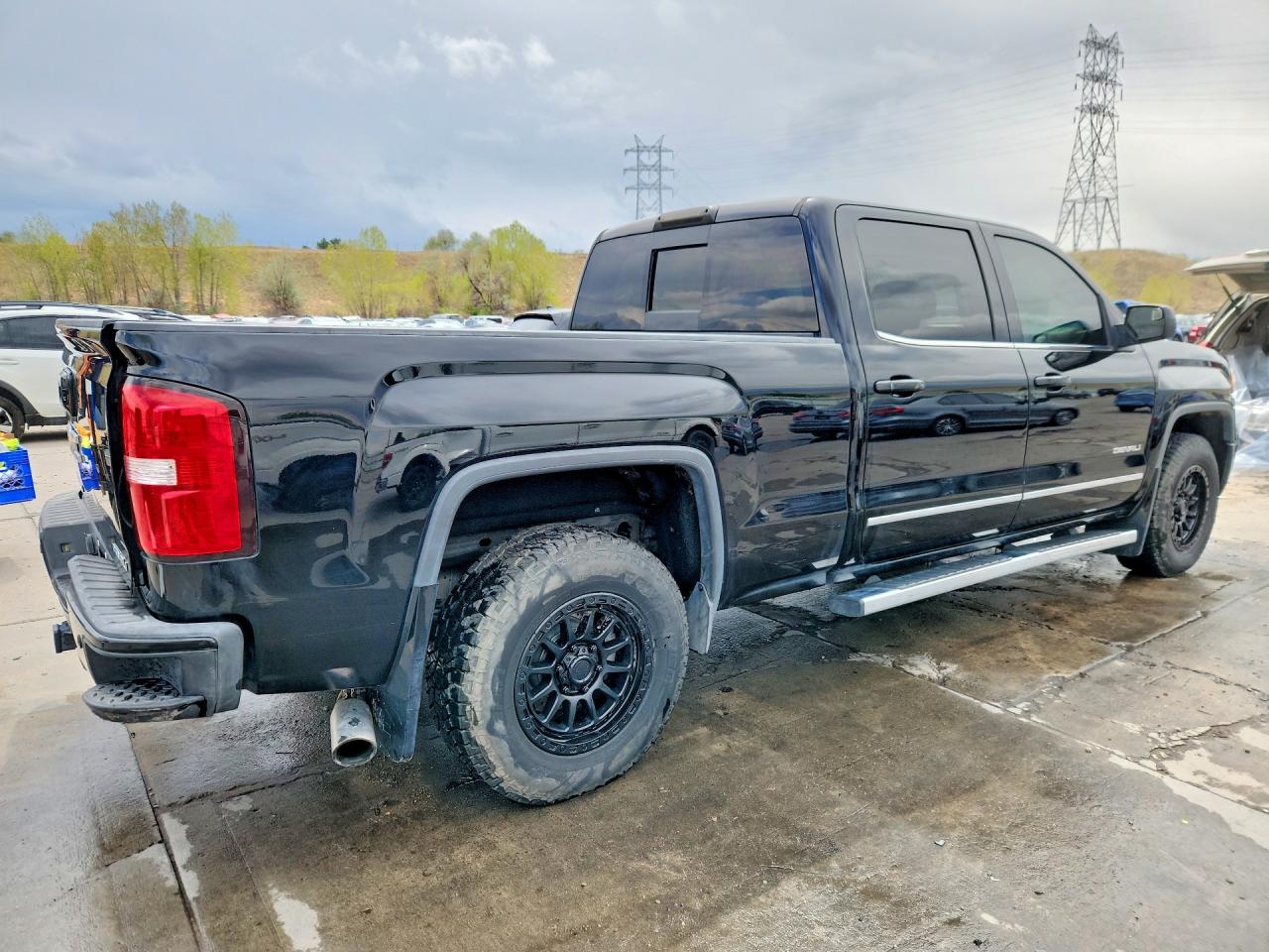 2015 GMC SIERRA K1500 DENALI photo 3