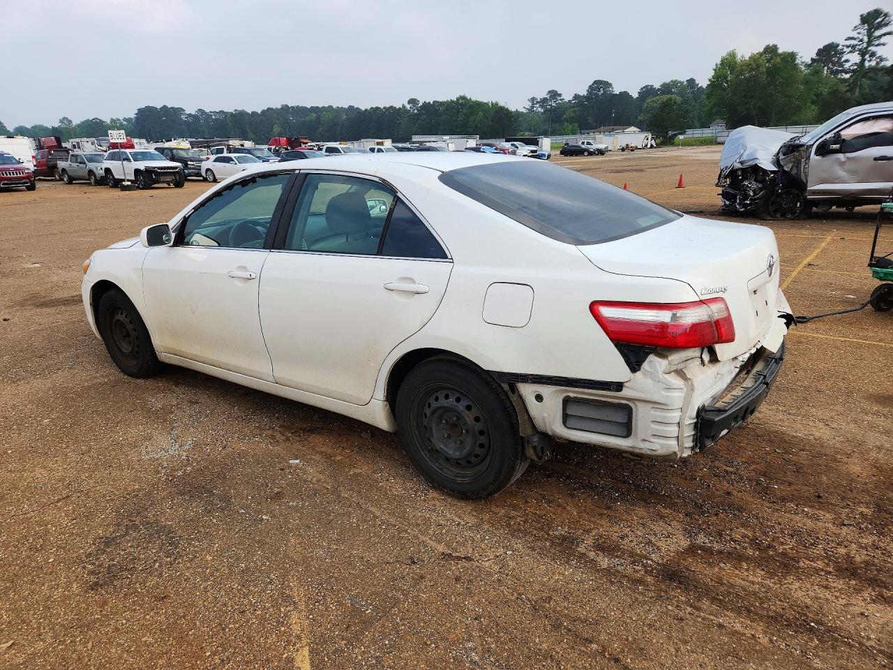 2009 TOYOTA CAMRY photo 3