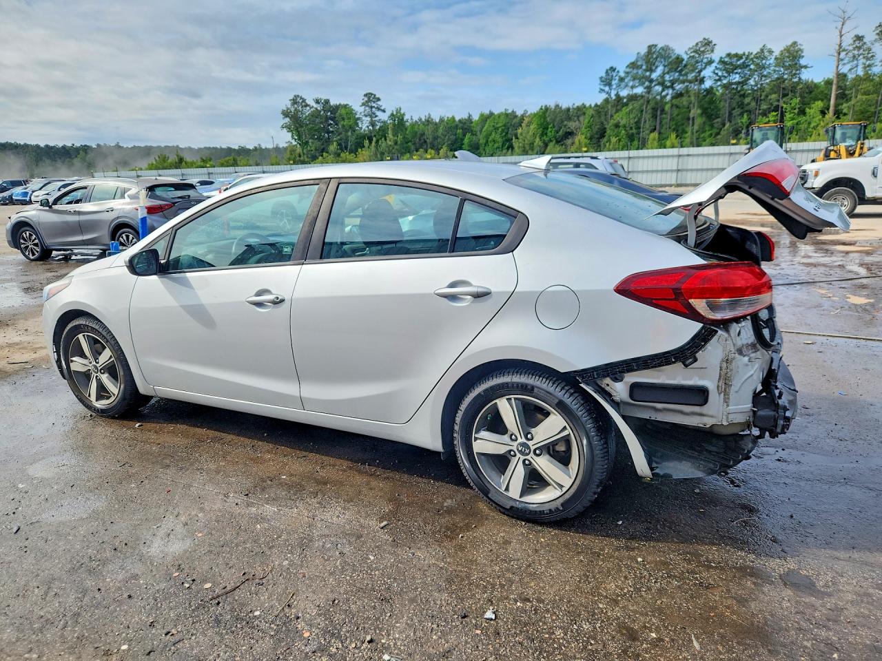 2018 KIA FORTE LX photo 2