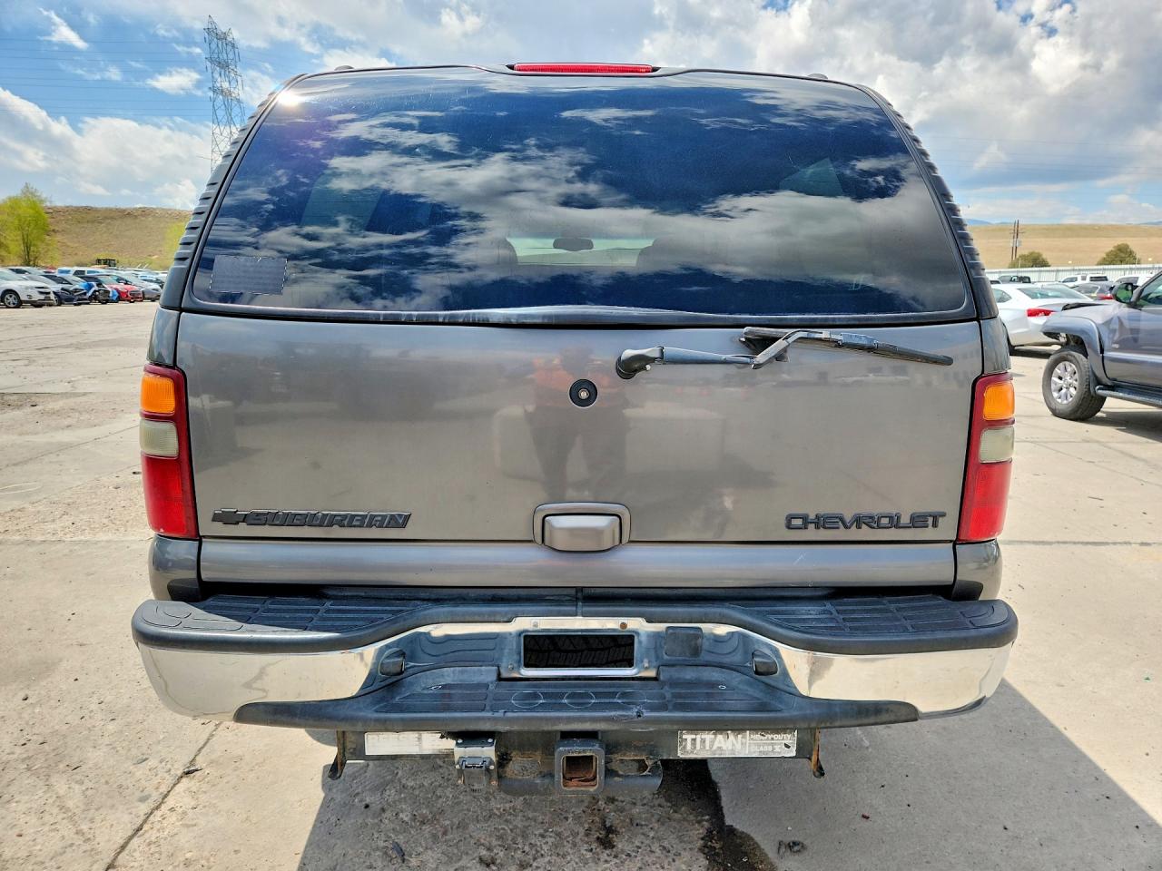 2002 CHEVROLET SUBURBAN K1500 photo 16