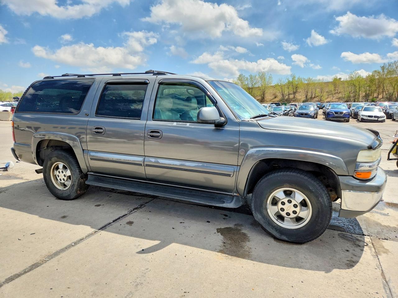 2002 CHEVROLET SUBURBAN K1500 photo 10