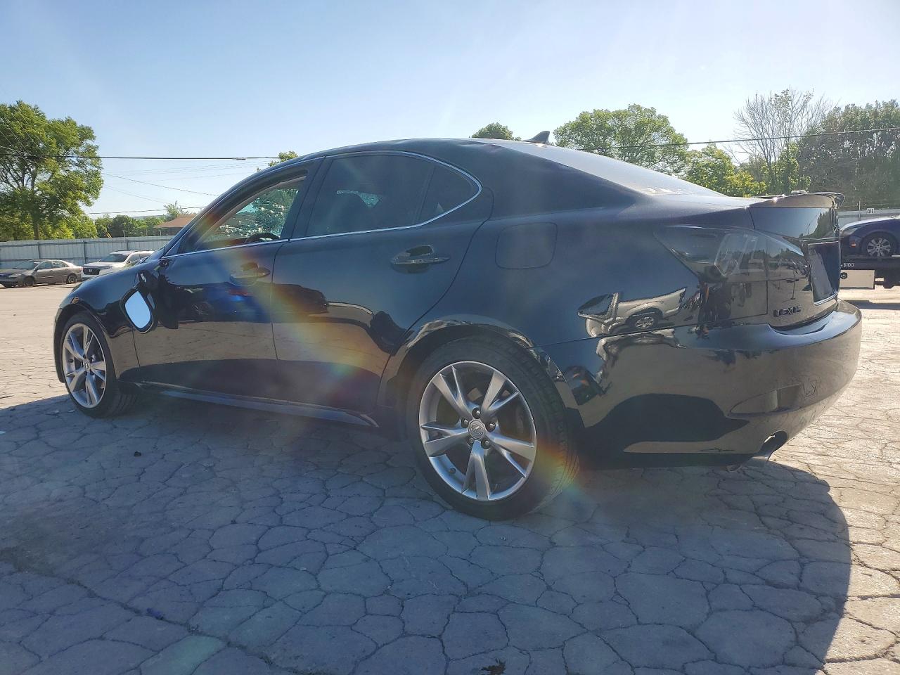 2010 LEXUS IS 250 photo 3