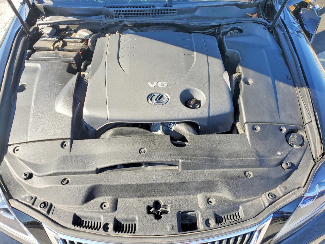 2010 LEXUS IS 250 photo 21
