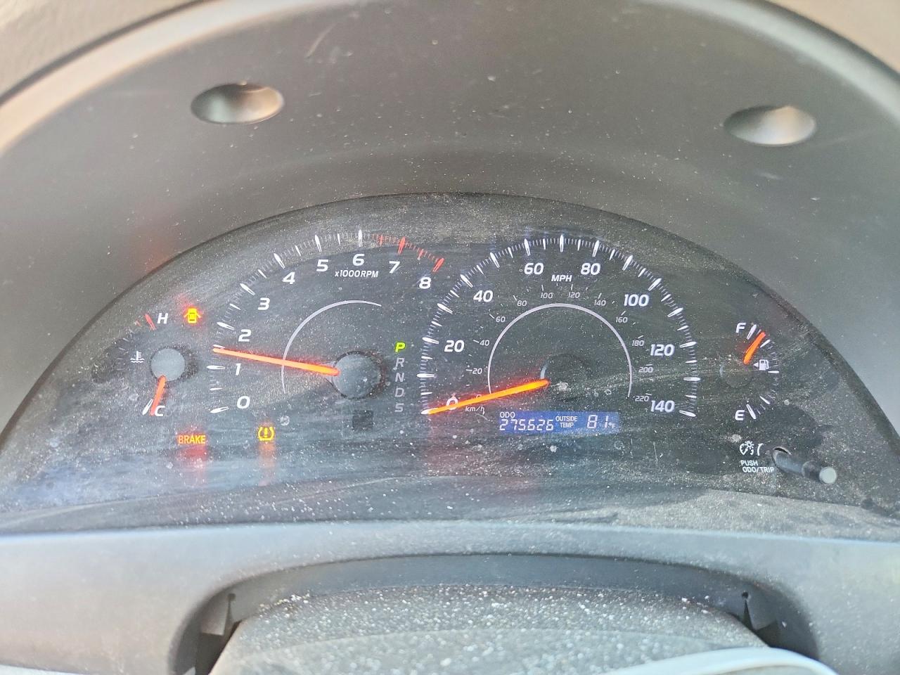 2010 TOYOTA CAMRY LE photo 17