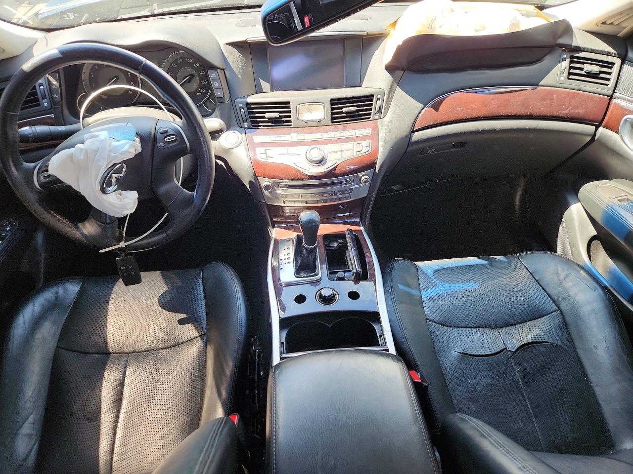 2013 INFINITI M37 X photo 8