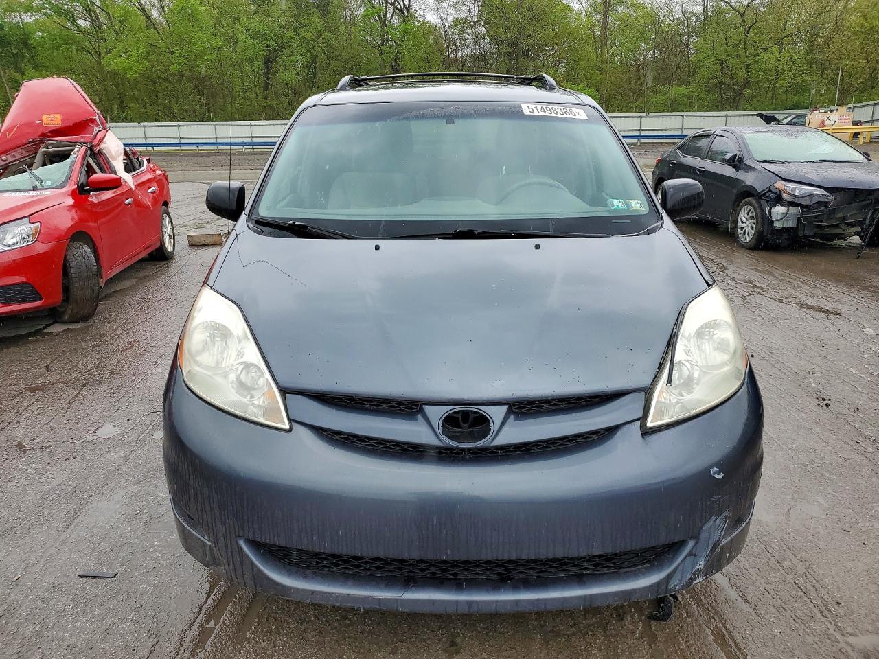 2009 TOYOTA SIENNA LE 7-PASSENGER photo 13