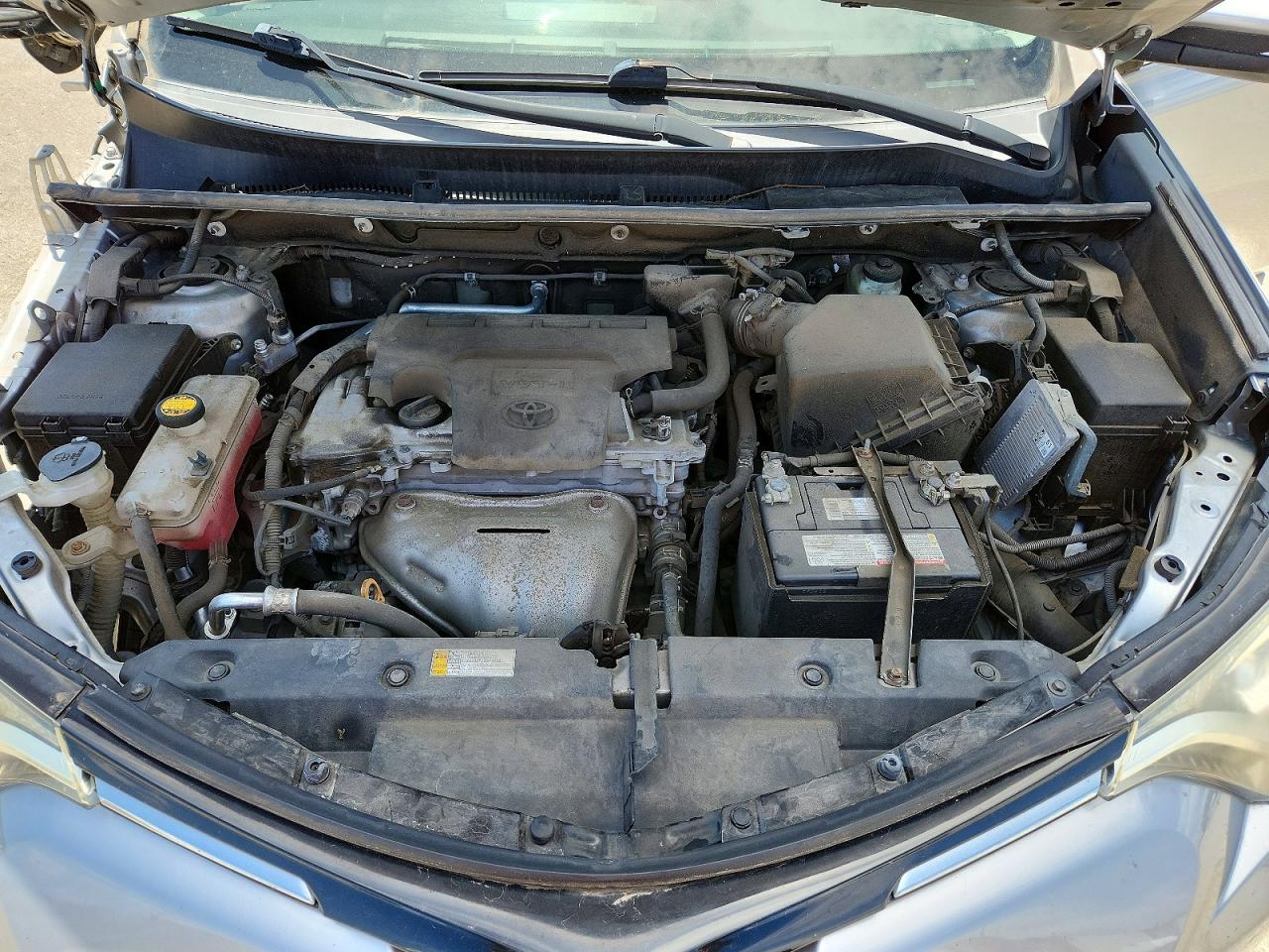 2017 TOYOTA RAV4 XLE photo 23