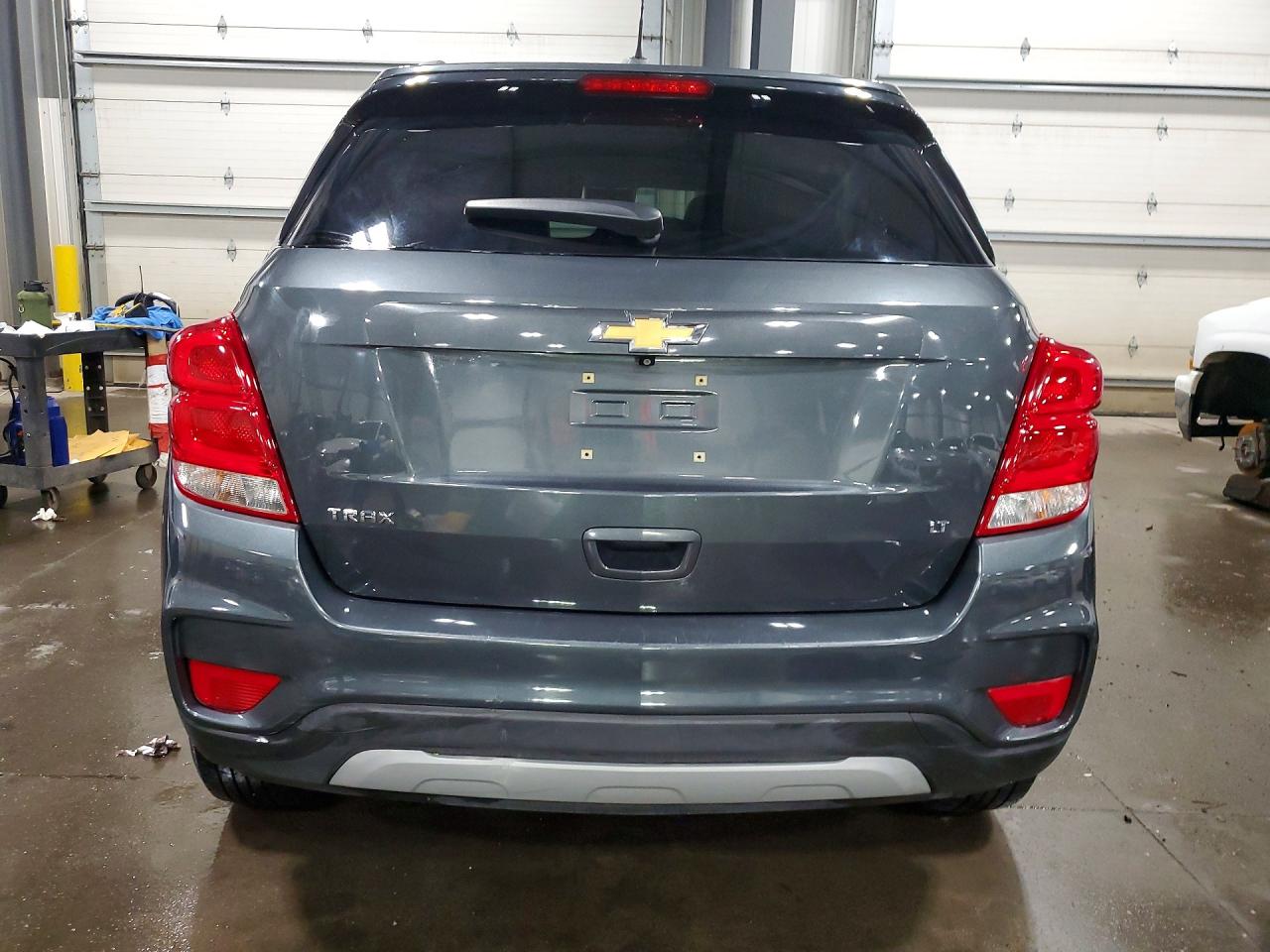 2018 CHEVROLET TRAX 1LT photo 11