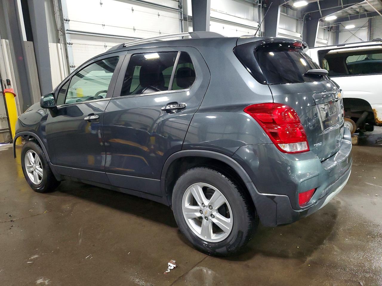 2018 CHEVROLET TRAX 1LT photo 3
