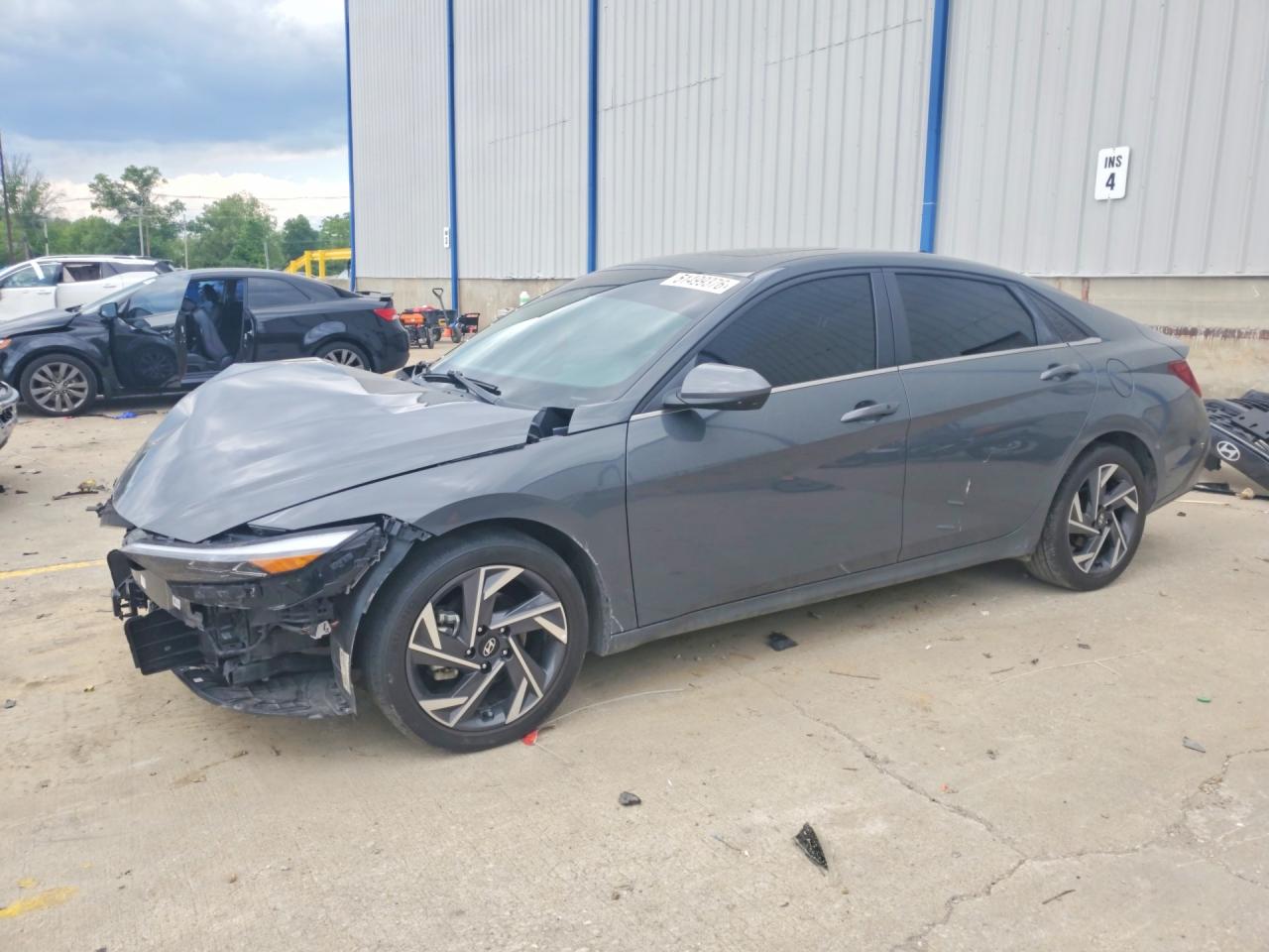 2024 HYUNDAI ELANTRA