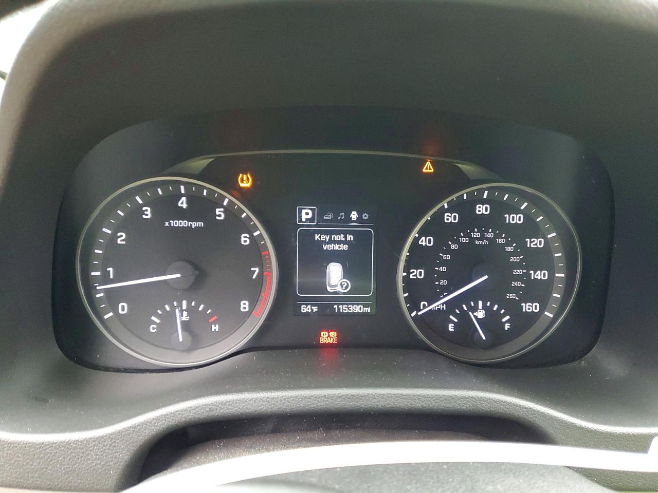 2018 HYUNDAI ELANTRA VALUE EDITION photo 9