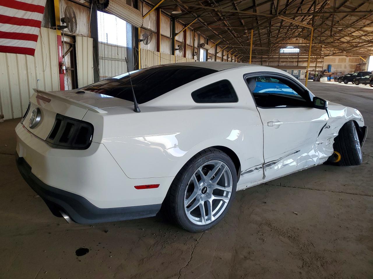 2012 FORD MUSTANG GT photo 5
