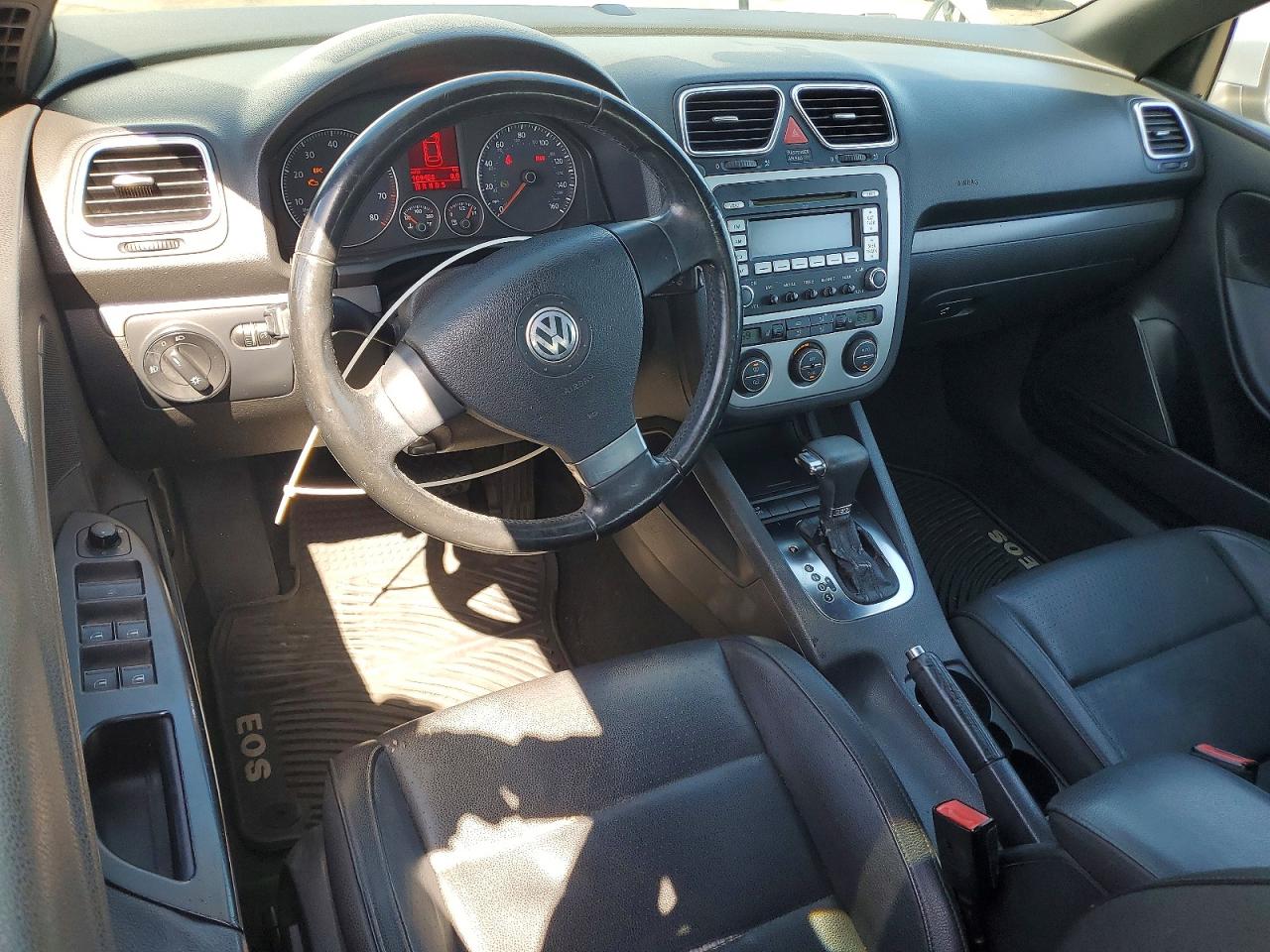 2009 VOLKSWAGEN EOS TURBO photo 15