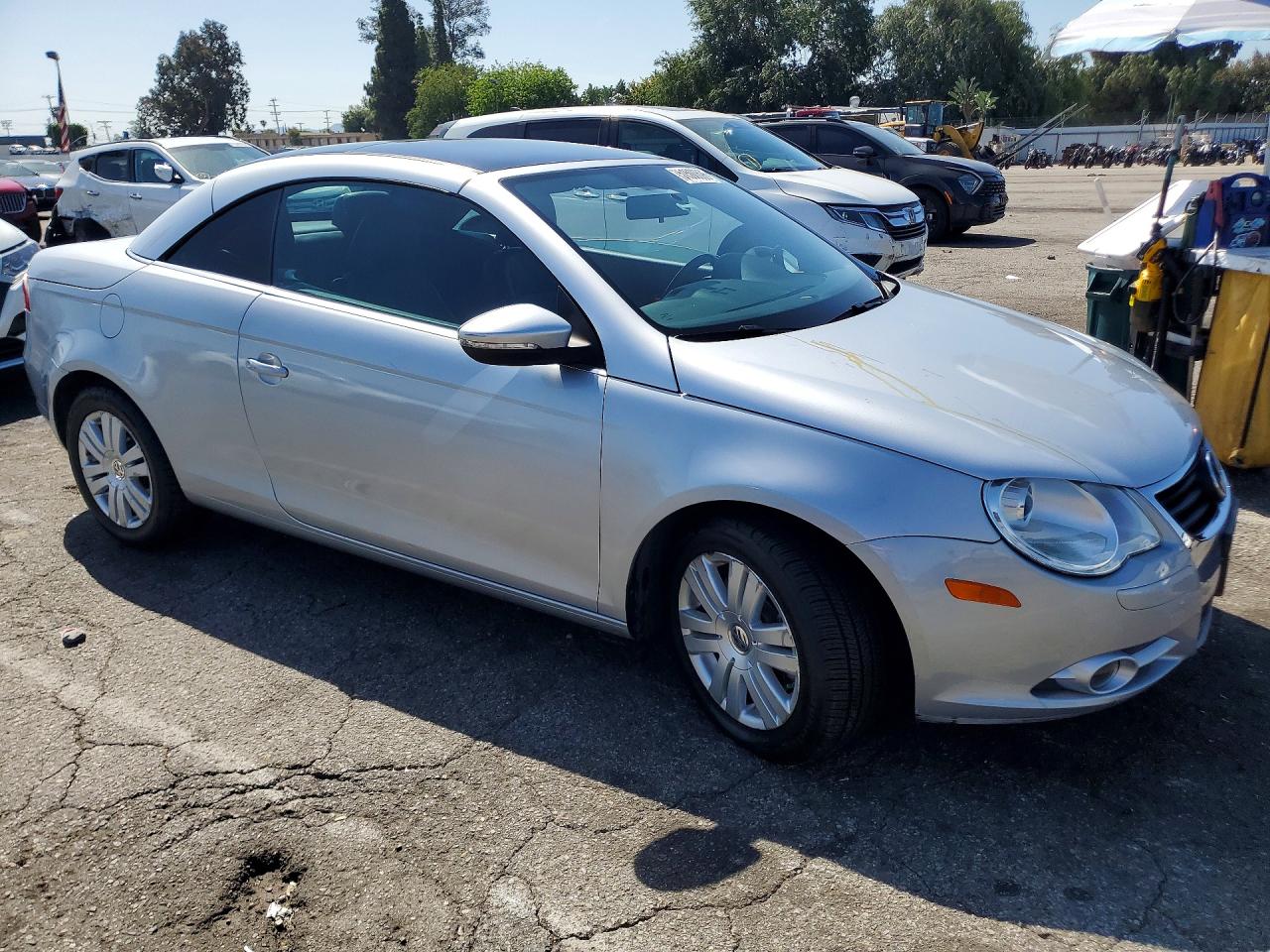 2009 VOLKSWAGEN EOS TURBO photo 7