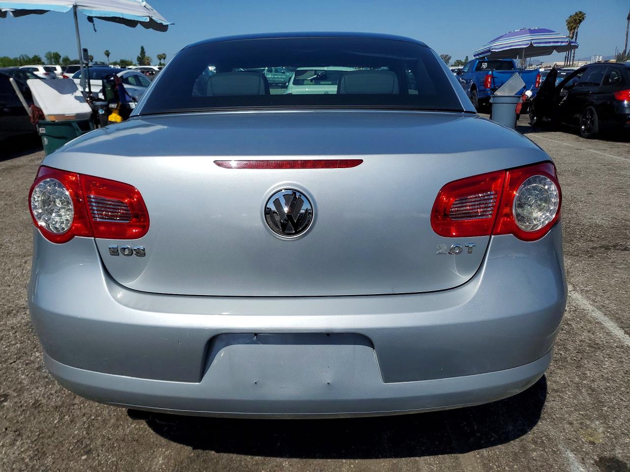 2009 VOLKSWAGEN EOS TURBO photo 11