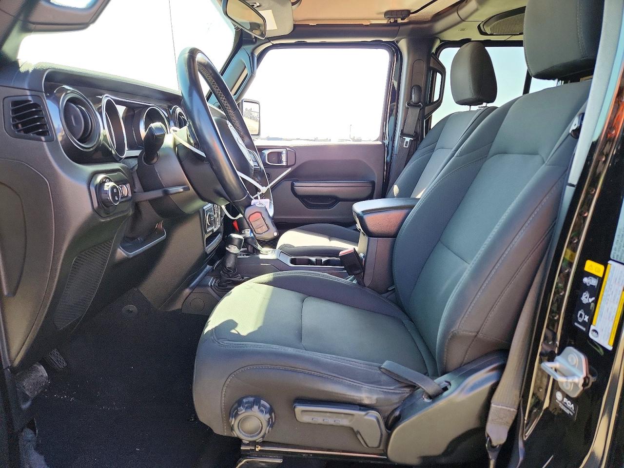 2021 JEEP GLADIATOR SPORT photo 13