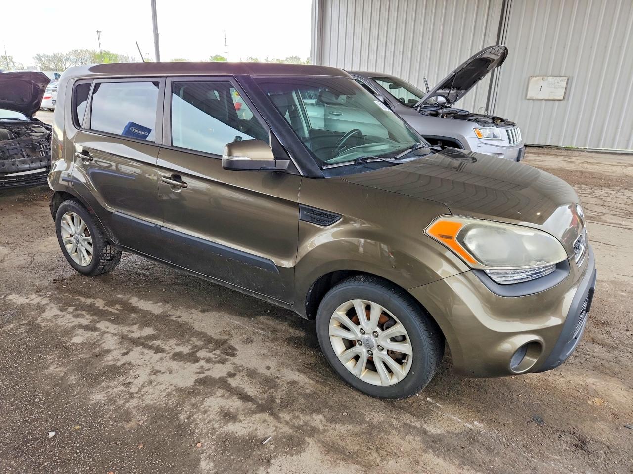 2013 KIA SOUL + photo 4