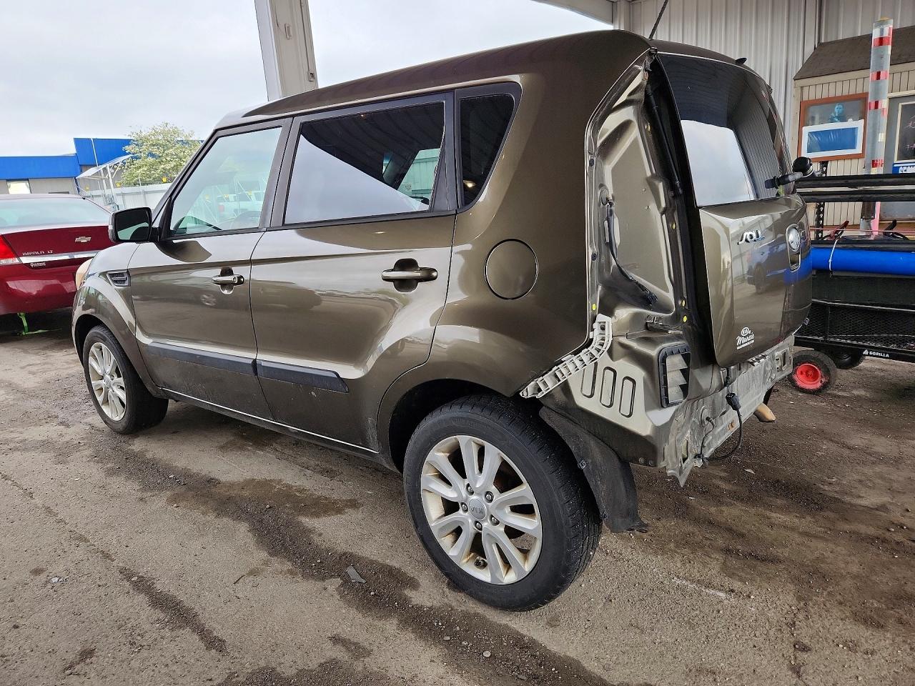 2013 KIA SOUL + photo 2