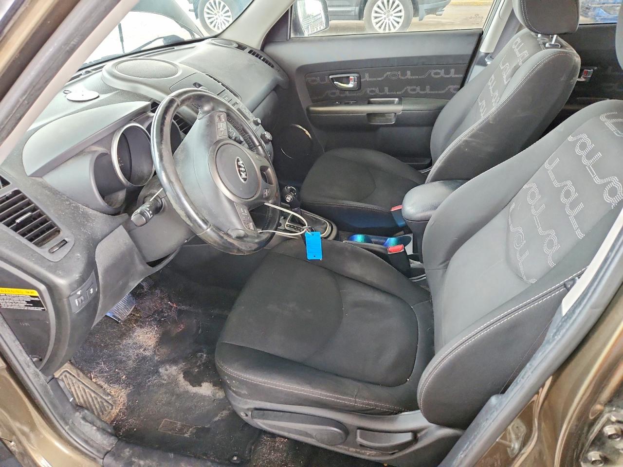2013 KIA SOUL + photo 7