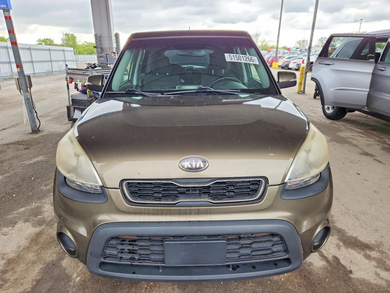 2013 KIA SOUL + photo 5