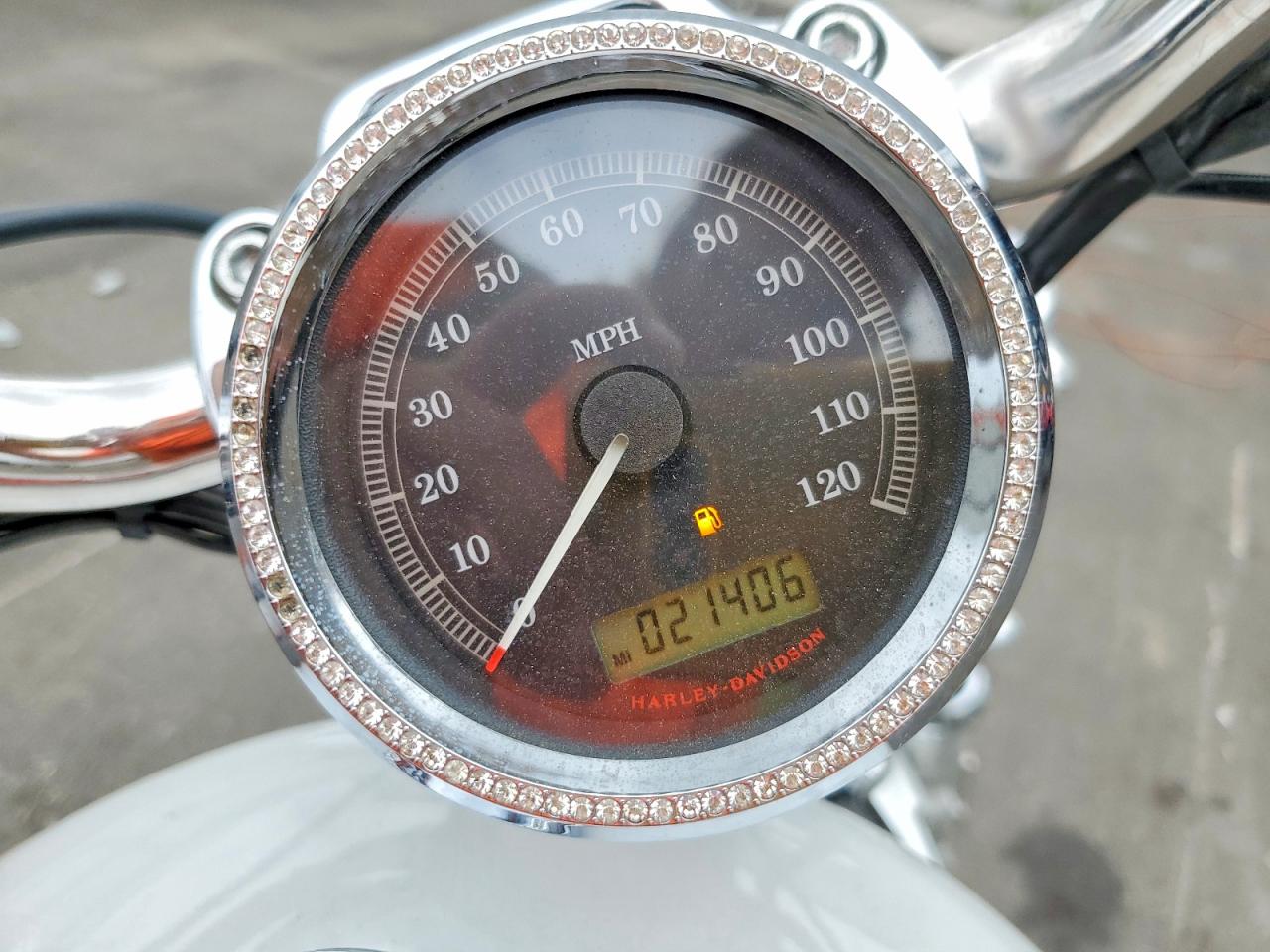 2012 HARLEY-DAVIDSON XL1200 CP photo 7